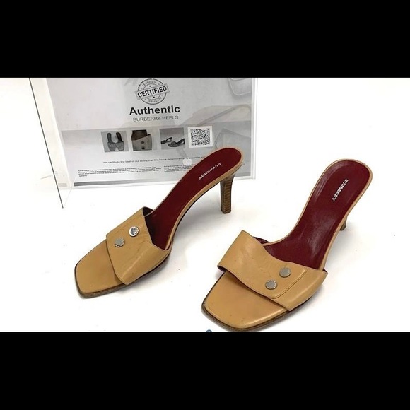Burberry Authentic Open Toe Leather Women's Khaki Heels Sz: 40 - Picture 2 of 13
